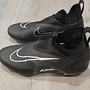Nike Alpha Flyknit Ghost Lace Size 16 High Ankle Football Cleat. BNWOT